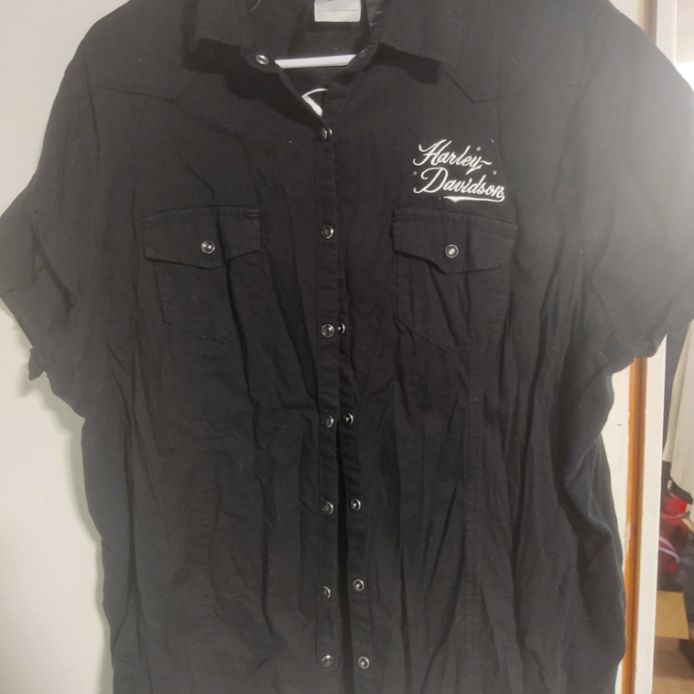 Black snap up work shirt